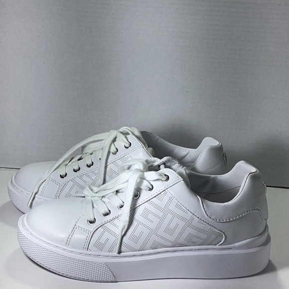 Guess Sneakers - Picture 6 of 10